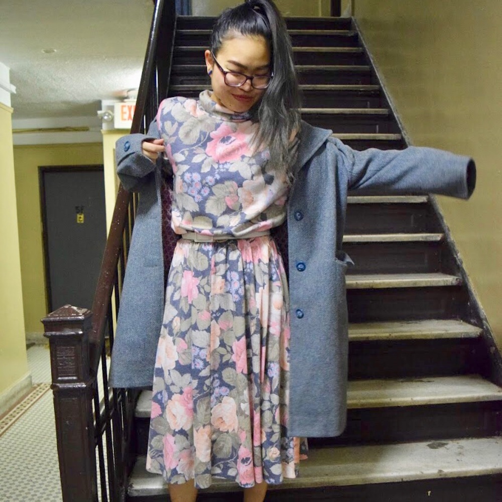 Vintage floral dress with matching belt - Picture 7 of 7